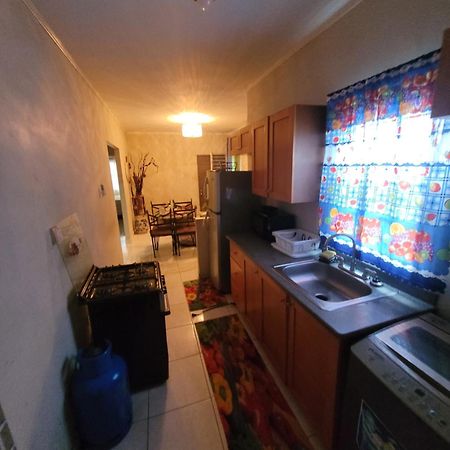 #1 Jacaranda Vacation Home 스패니시타운 외부 사진